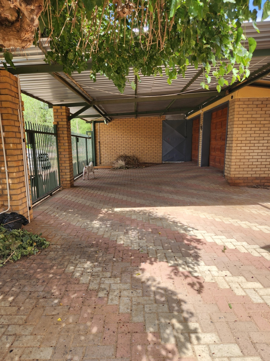 3 Bedroom Property for Sale in Hennenman Free State